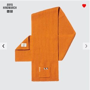 Anya Hindmarch Uniqlo collab orange touch of wool heattech knitted stole NWT